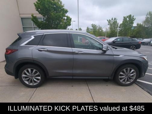 2022 INFINITI QX50 LUXE AWD