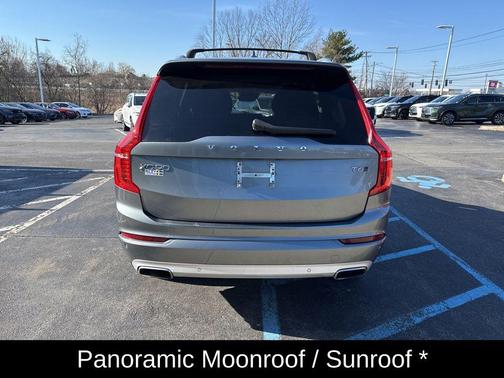 2020 Volvo XC90 T6 Momentum