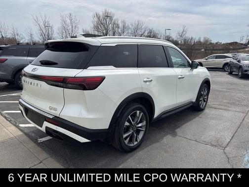 Majestic White 2023 INFINITI QX60 Luxe