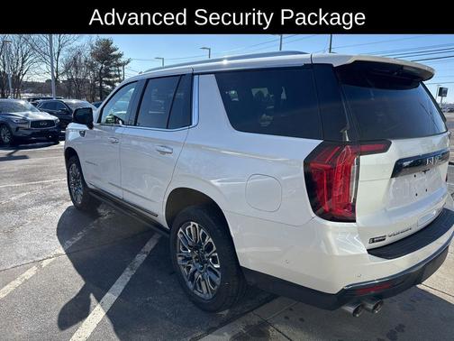 White Frost Tricoat 2024 GMC Yukon Denali Ultimate