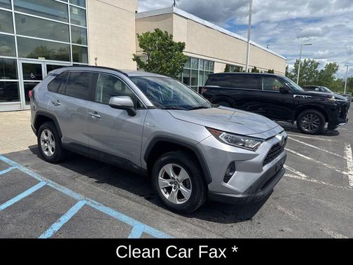 Silver Sky Metallic 2021 Toyota RAV4 Hybrid XLE
