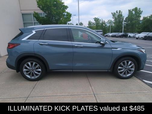 2022 INFINITI QX50 LUXE AWD