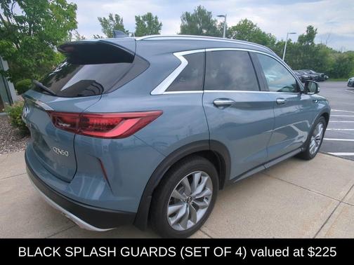 2022 INFINITI QX50 LUXE AWD