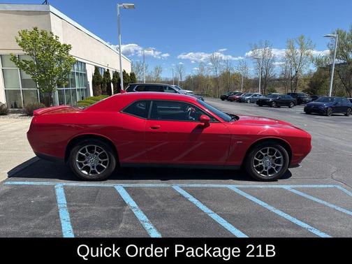 Redline Red Tricoat Pearl 2017 Dodge Challenger GT