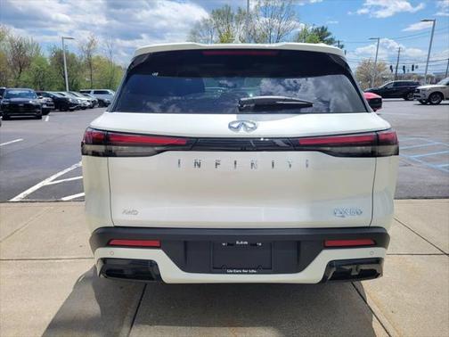 2025 INFINITI QX60 Luxe