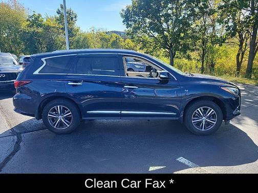 2017 INFINITI QX60 Base
