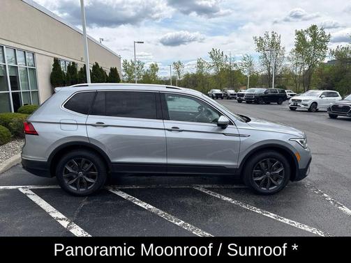 Platinum Gray Metallic 2023 Volkswagen Tiguan 2.0T SE 4MOTION
