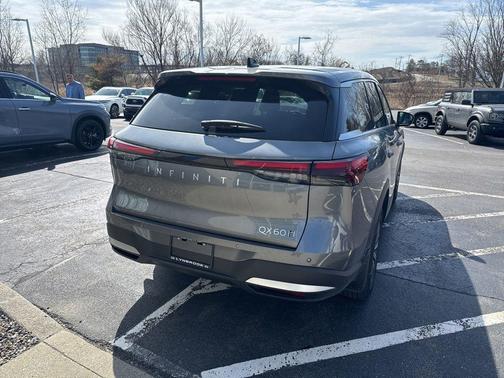 2026 INFINITI QX60 PURE AWD