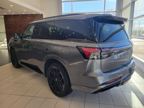 2026 INFINITI QX80 SPORT