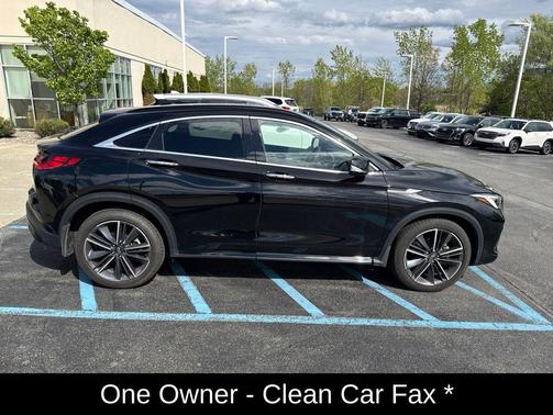 Black Obsidian 2025 INFINITI QX55 SENSORY