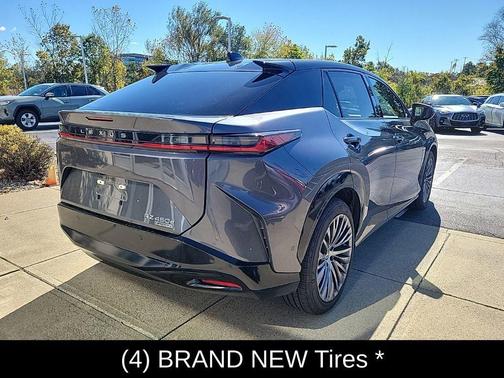 2023 Lexus RZ 450e Luxury