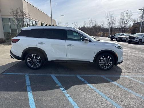 2024 INFINITI QX60 Luxe