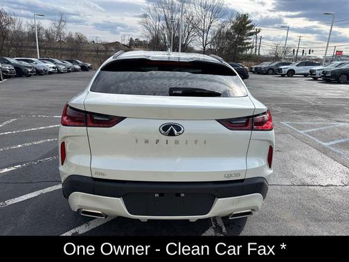 2023 INFINITI QX55 LUXE