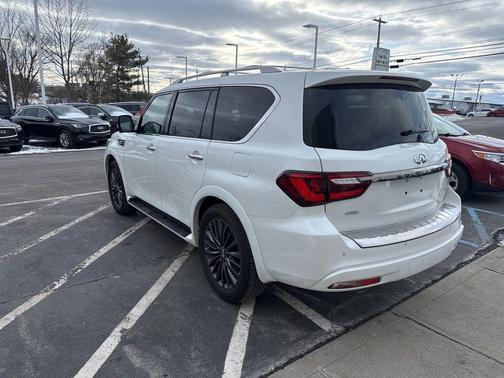 2024 INFINITI QX80 PREMIUM SELECT AWD