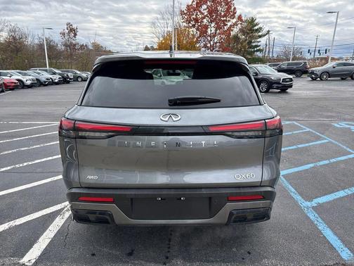 2025 INFINITI QX60 Pure