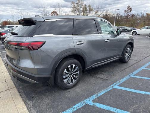 2025 INFINITI QX60 Pure