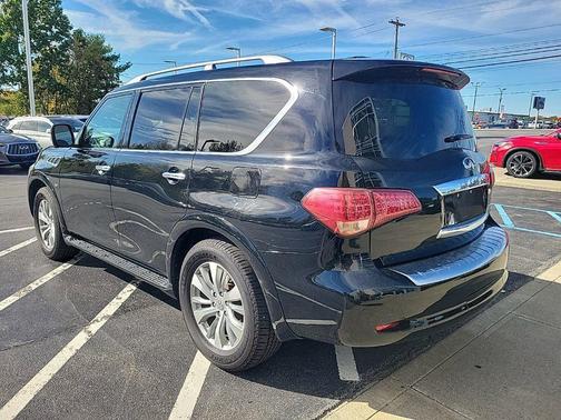2017 INFINITI QX80 Base