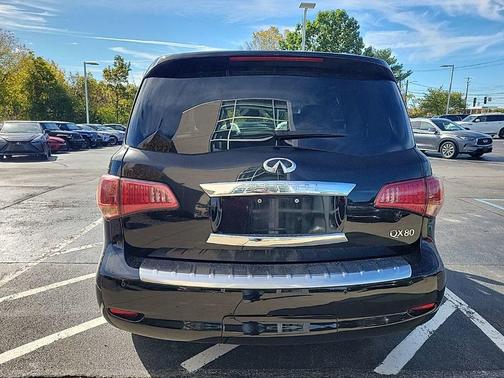 2017 INFINITI QX80 Base