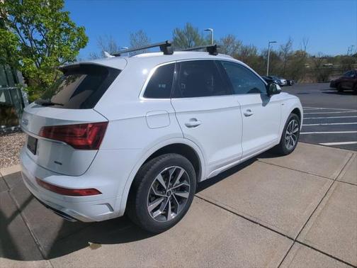 2024 Audi Q5 45 S line Premium Plus