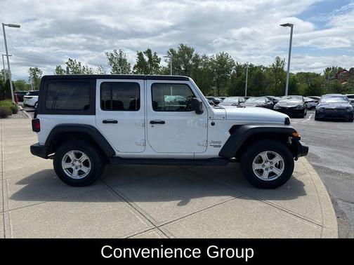 Bright White Clearcoat 2018 Jeep Wrangler Unlimited Sport