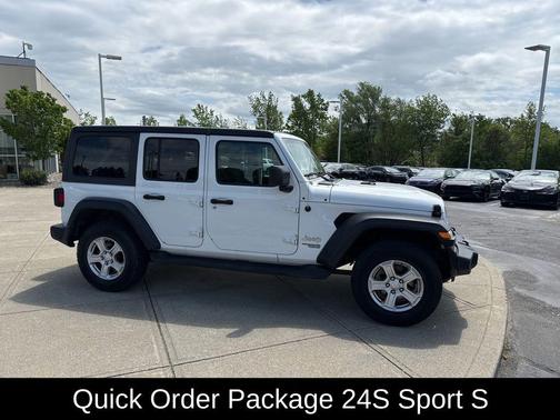 Bright White Clearcoat 2018 Jeep Wrangler Unlimited Sport