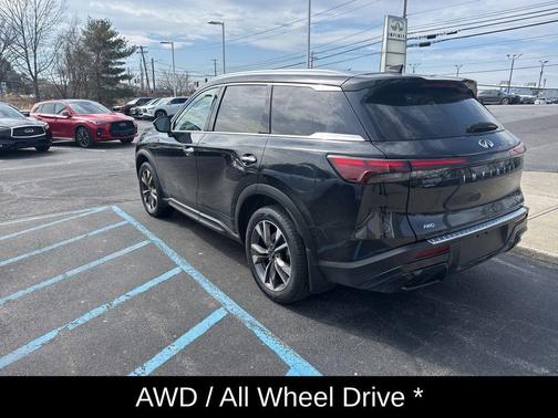 2023 INFINITI QX60 Luxe