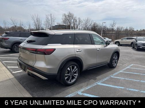 2023 INFINITI QX60 Luxe