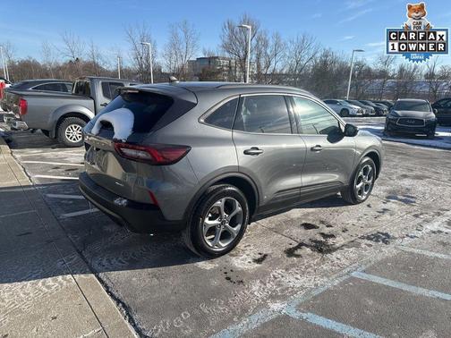 CARBONIZED GRAY METALLIC 2025 Ford Escape ST-Line