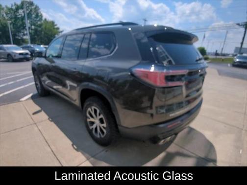 2024 GMC Acadia AWD AT4