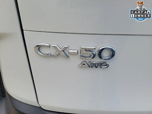 2024 Mazda CX-50 2.5 S Preferred Package