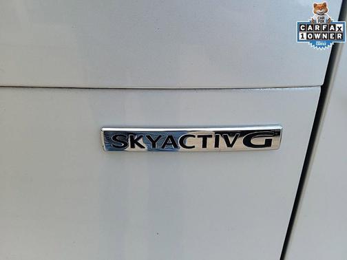 2024 Mazda CX-50 2.5 S Preferred Package