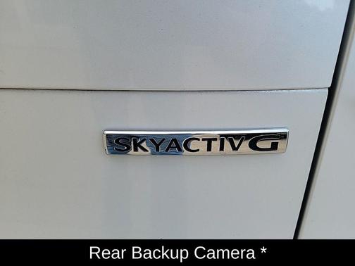 2024 Mazda CX-50 2.5 S Preferred Package