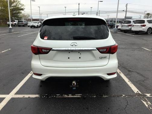 Majestic White 2018 INFINITI QX60 Base
