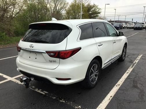 Majestic White 2018 INFINITI QX60 Base