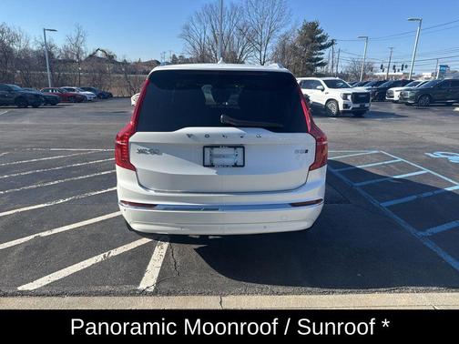 Crystal White Metallic 2025 Volvo XC90 B5 Plus