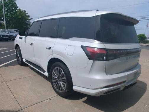 2025 INFINITI QX80 SENSORY AWD