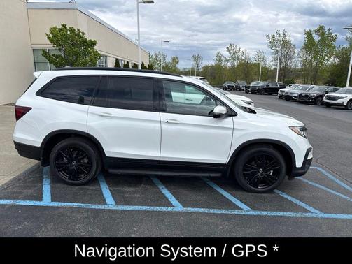 Platinum White Pearl 2022 Honda Pilot AWD Elite