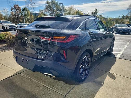 2024 INFINITI QX55 LUXE