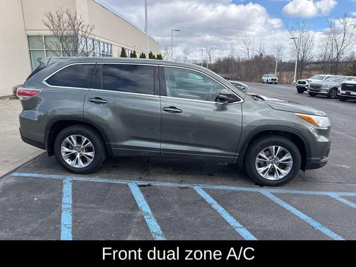 2016 Toyota Highlander LE Plus
