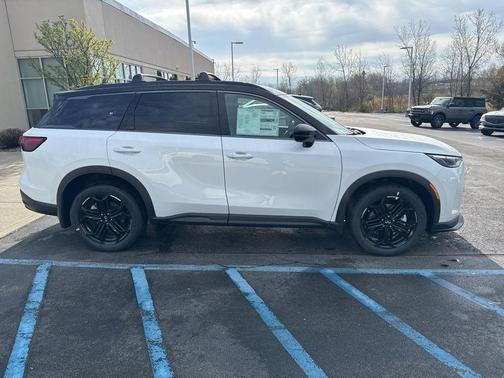 Radiant White/Black Obsidian 2026 INFINITI QX60 SPORT AWD