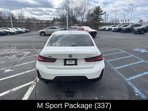 2023 BMW 330e xDrive