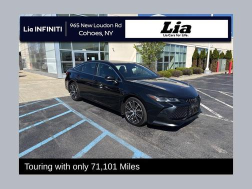 Midnight Black Metallic 2019 Toyota Avalon Touring