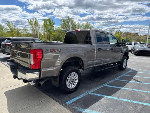 STONE GRAY 2019 Ford F-250 XLT