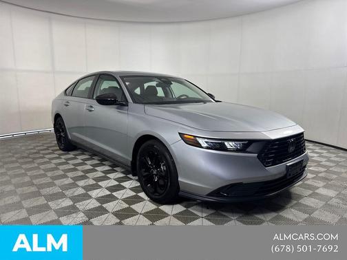 Solar Silver Metallic 2025 Honda Accord SE