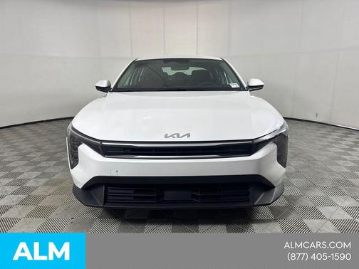 Snow White Pearl 2025 Kia K4 LXS