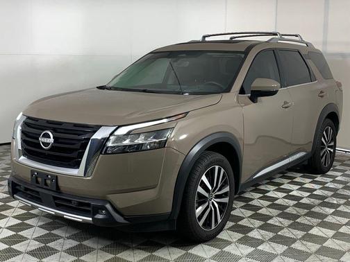2023 Nissan Pathfinder Platinum 4WD