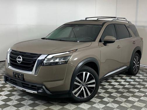 2023 Nissan Pathfinder Platinum 4WD