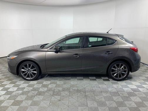 2018 Mazda Mazda3 Touring
