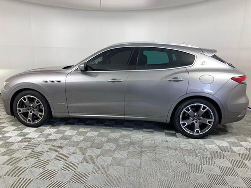 2021 Maserati Levante S GranLusso