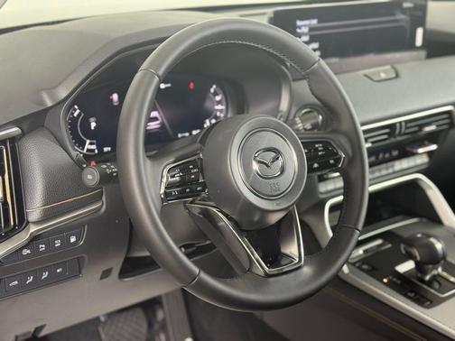 2025 Mazda CX-70 PHEV Premium Package